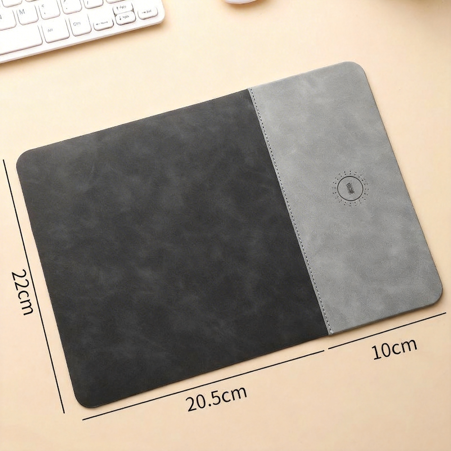 Wireless charging mouse pad