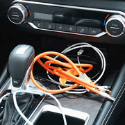 Magnetic retractable data cable